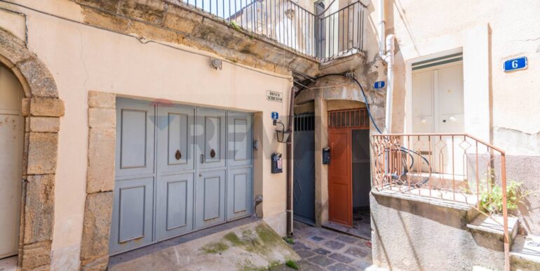 20240502220556-854234-24