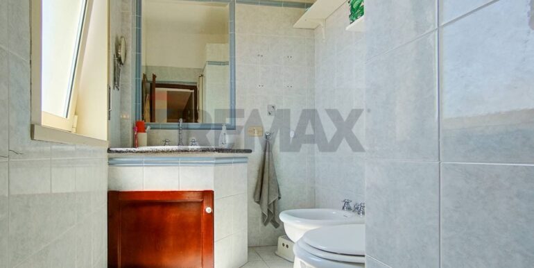 2024082781059-879662-10