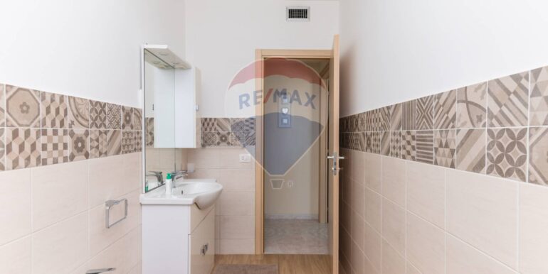 20240911173353-886110-9