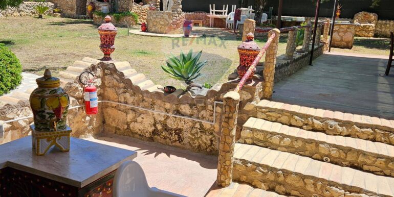 20241001222558-893159-27