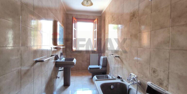 20241107171629-902164-18