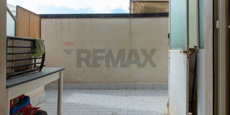 2024111483611-903281-7