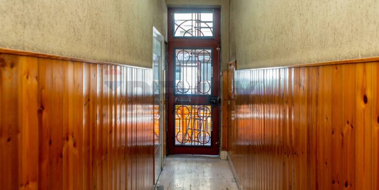 2024111483835-903281-12