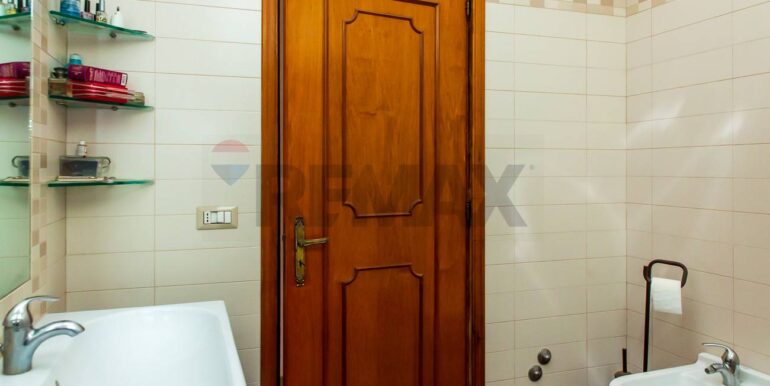 2024111483853-903281-18