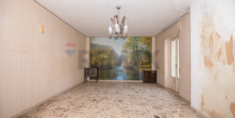 20241203202214-906893-18