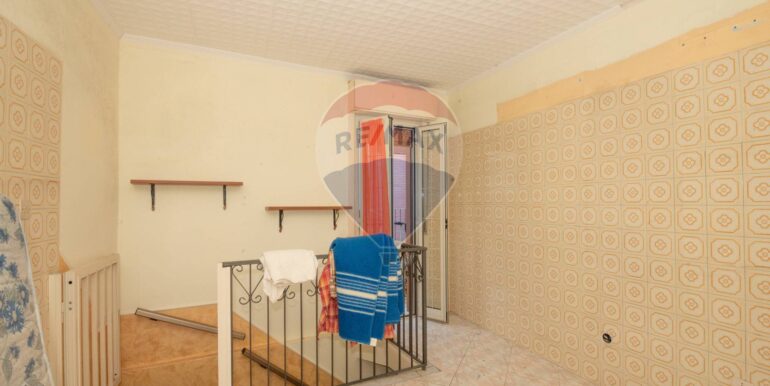 20241210182910-905983-17