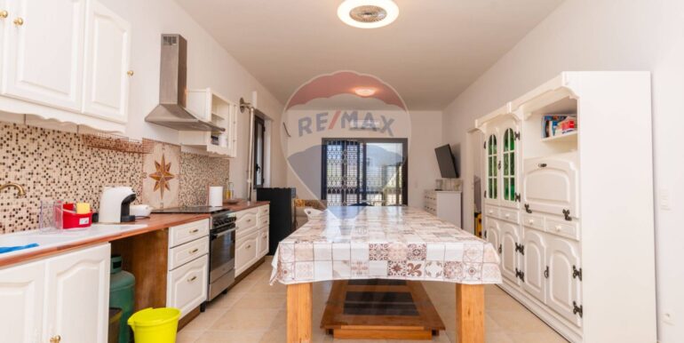 20241223194756-914395-4