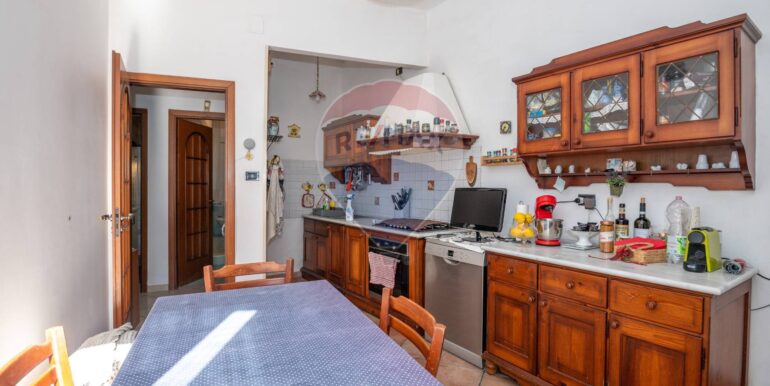 2025011283230-913716-4