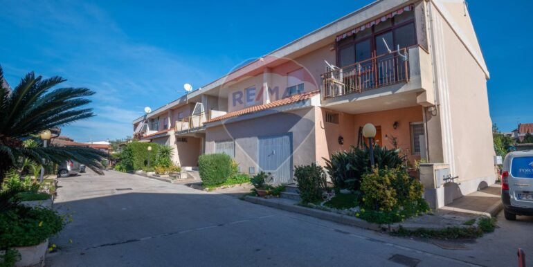 20250114163211-918863-35