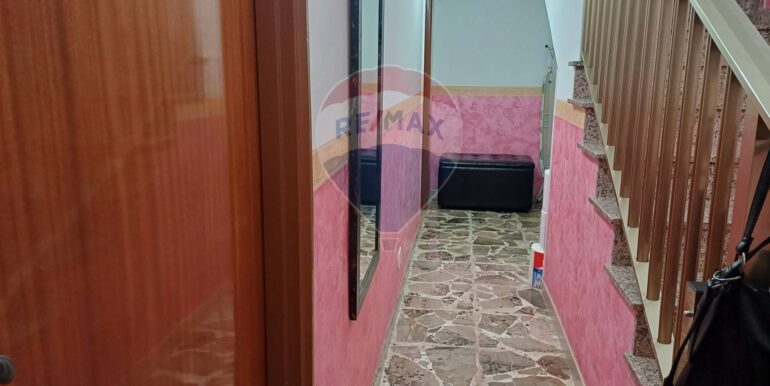 20250114191818-918858-12