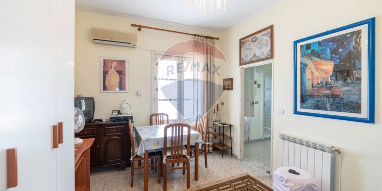 20250121181559-921218-16