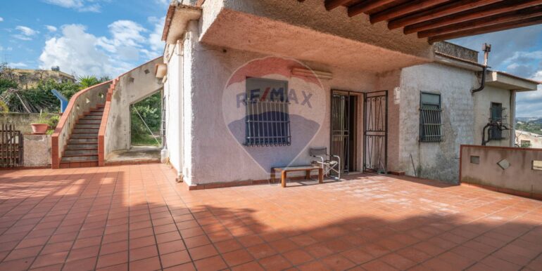 2025012281722-921273-18