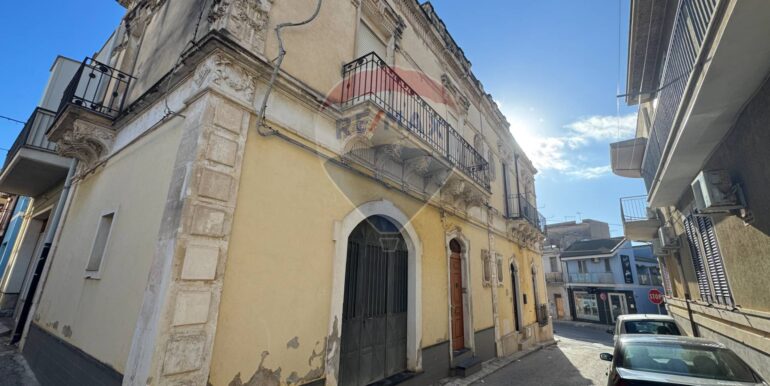 2025012284215-921275-2