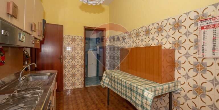 2025012284428-921276-7