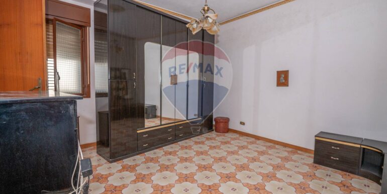 2025012284430-921276-8