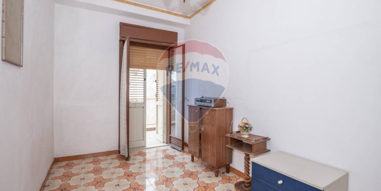 2025012284433-921276-10