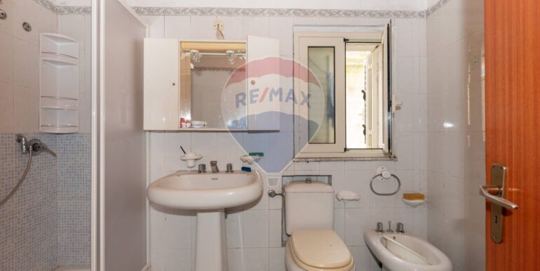 20250123182547-914391-12