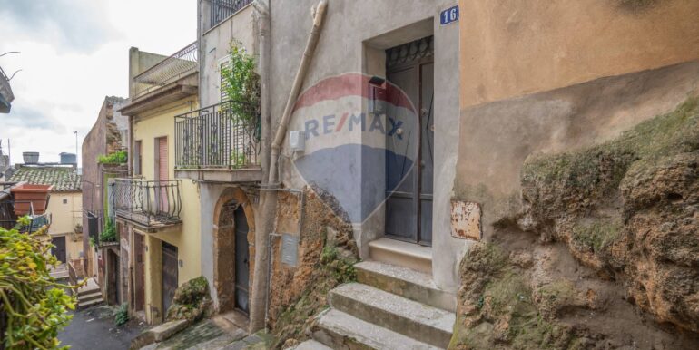 20250123182835-914391-19