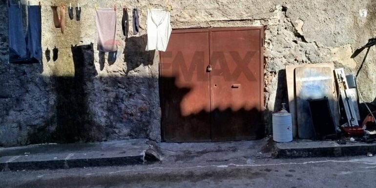 20250129114940-906674-21