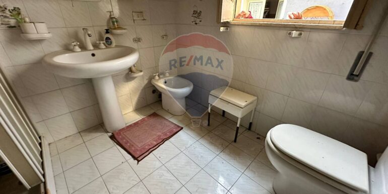 20250130185553-923961-23