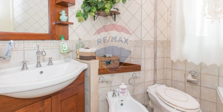 20250204180855-927045-11