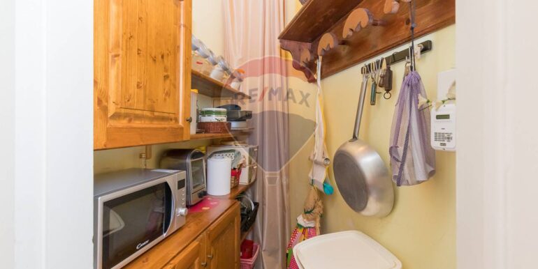 20250204180856-927045-22