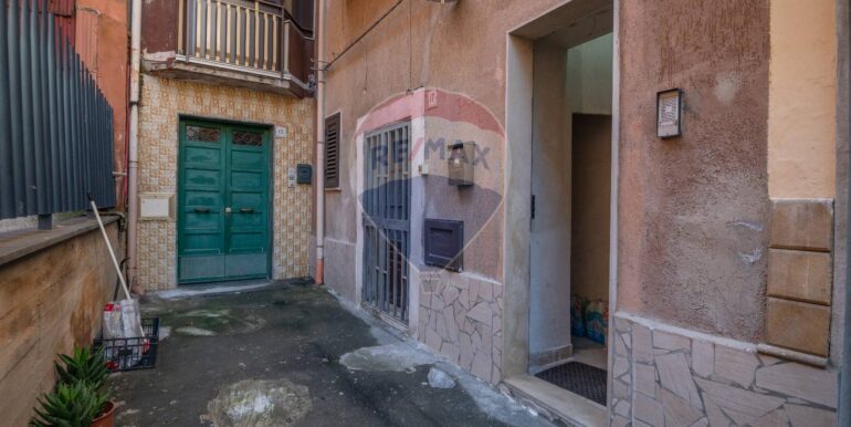 20250205103528-921214-16