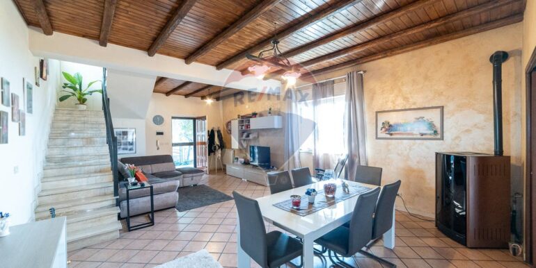 20250205172548-927524-18