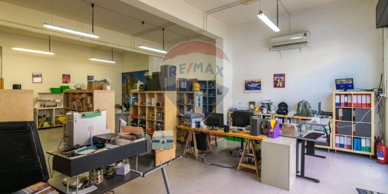 20250207112242-928009-19