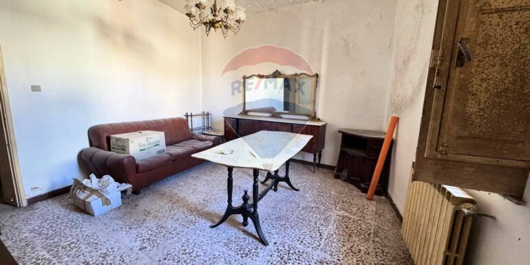 20250210124915-924103-19