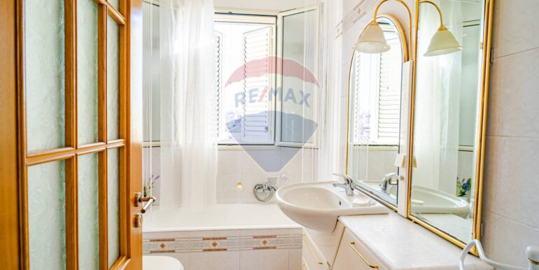 20250210180923-928647-16