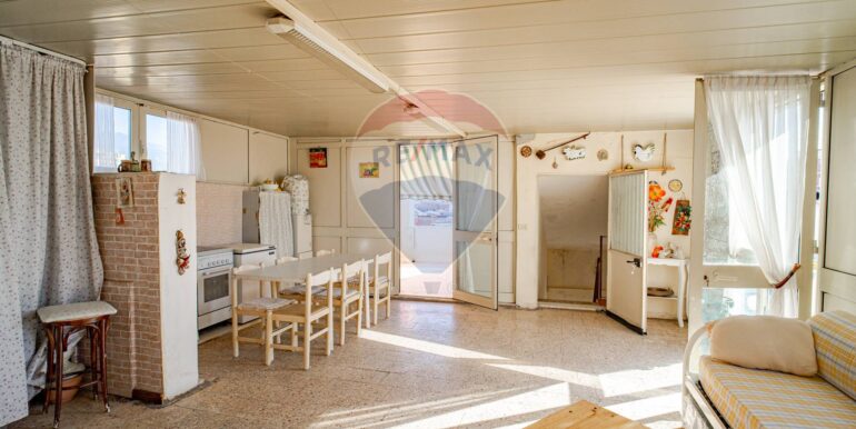 20250210181004-928647-27