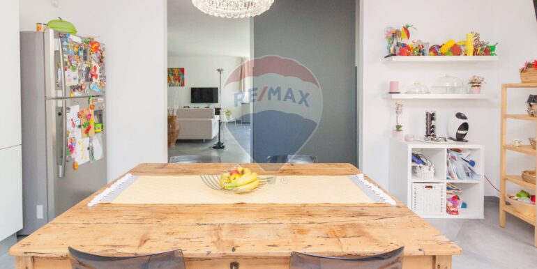 20250211115153-928745-12