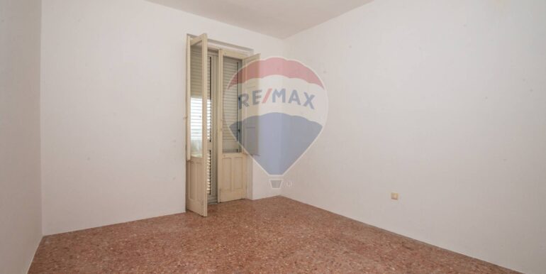 20250212183037-929156-17