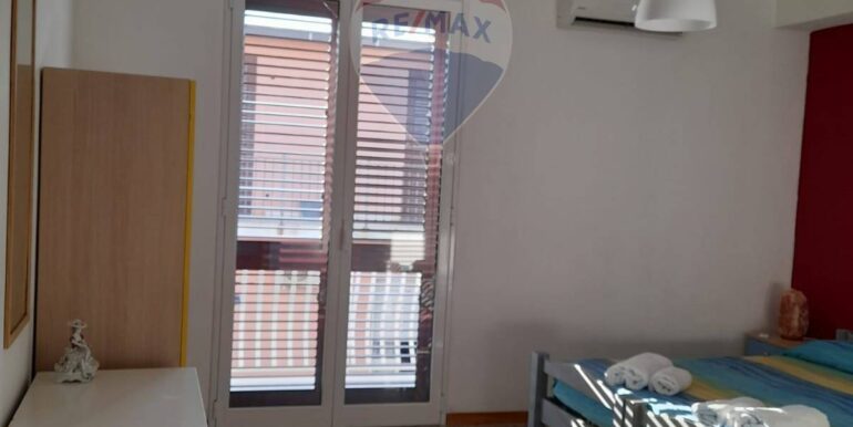 20250214174206-929560-16