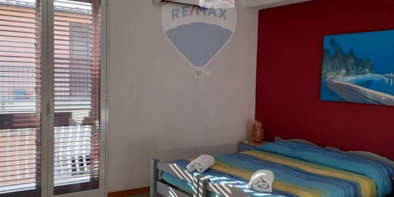 20250214174210-929560-19