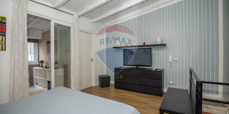 2025021492304-928477-13