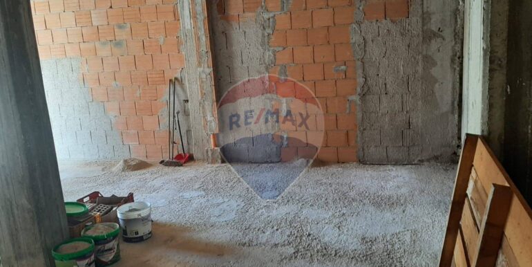 20250217185319-930119-3