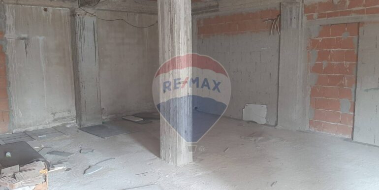 20250217185320-930119-4