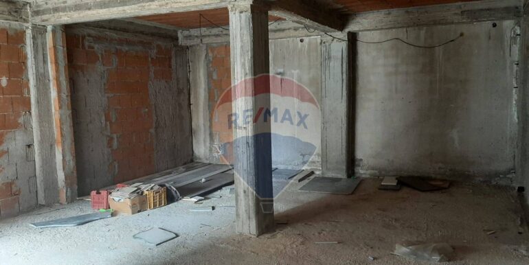 20250217185322-930119-6