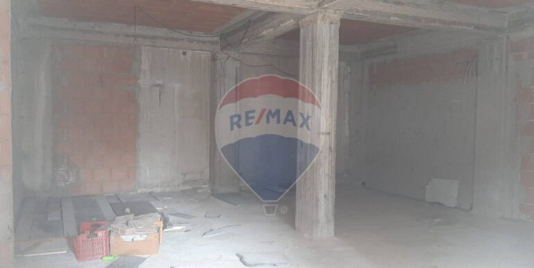 20250217185327-930119-11