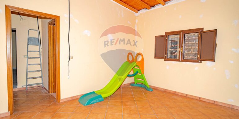 20250220145405-930860-7