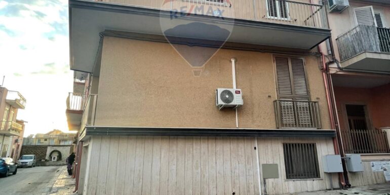 20250220180701-928131-18