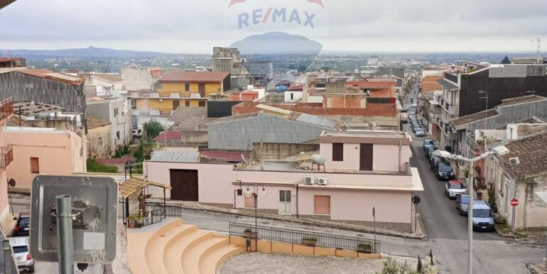 20250224164025-932127-30