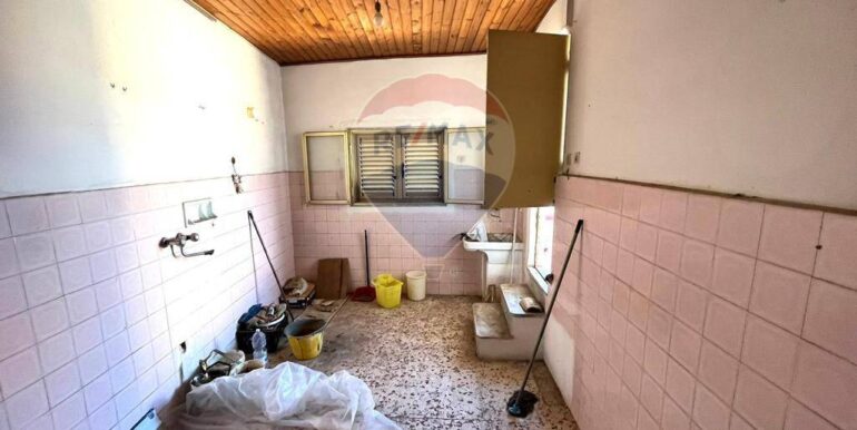 20250224184211-932192-6