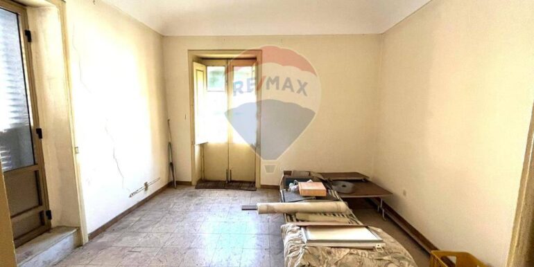 20250224184212-932192-10