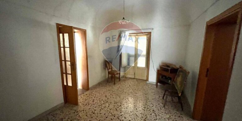 20250224184213-932192-21