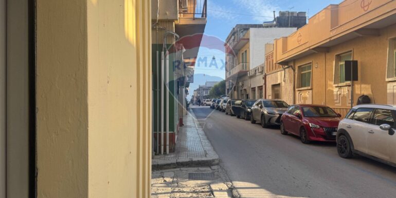 20250225184352-932416-1