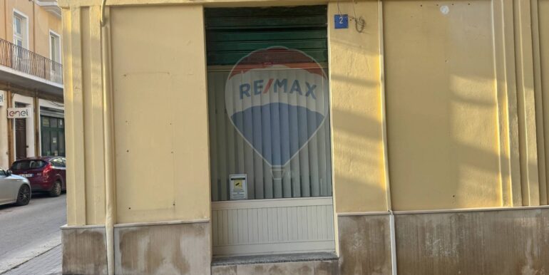 20250225184356-932416-3