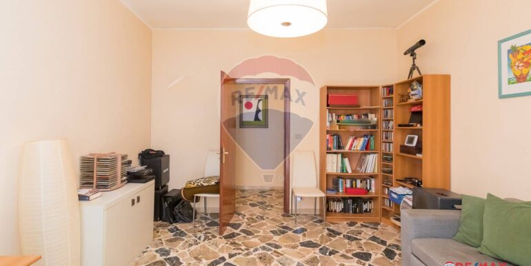 20250228205558-933365-3